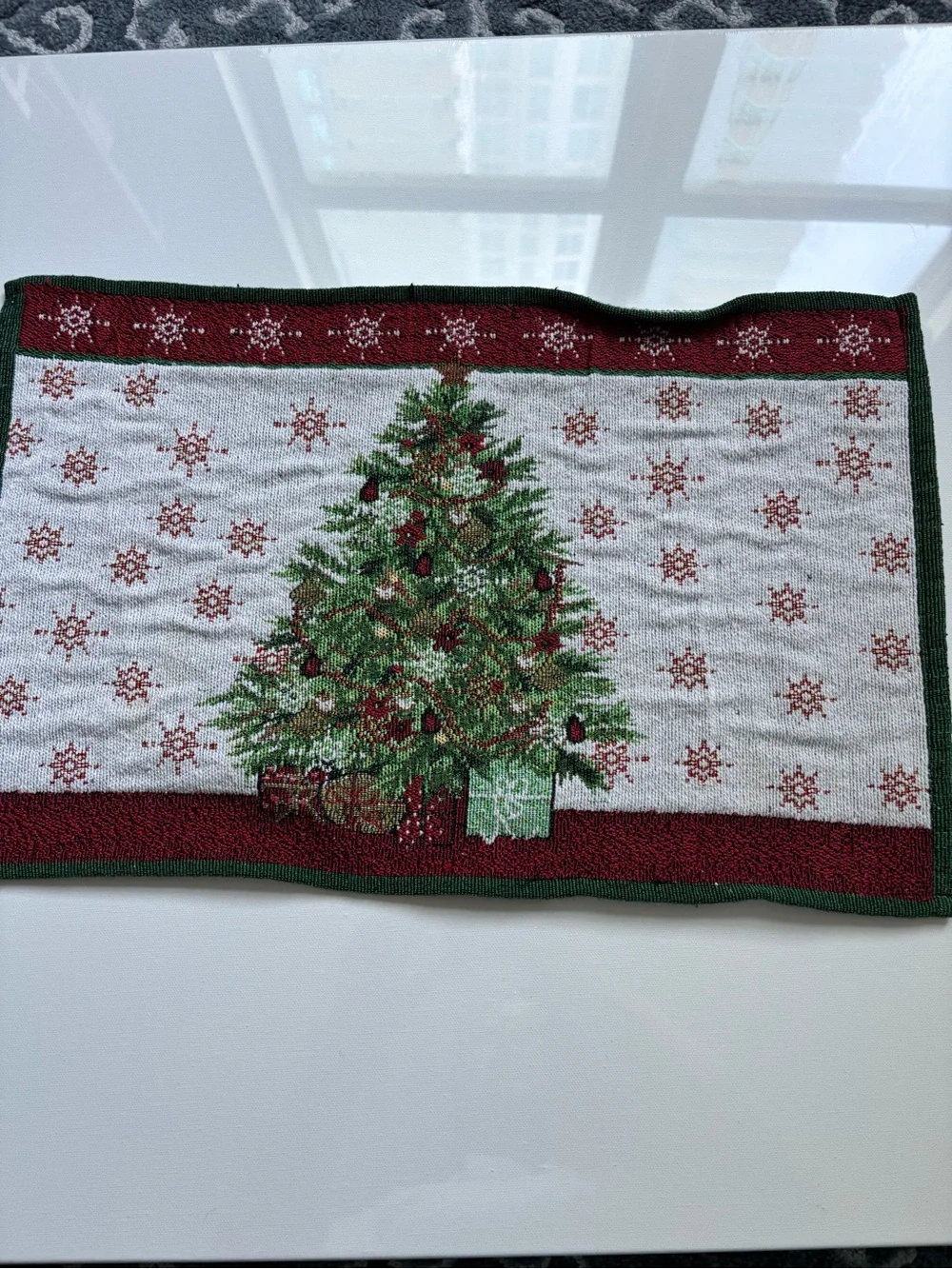 Set of 4 Woven Christmas Tree Holiday Placemats
